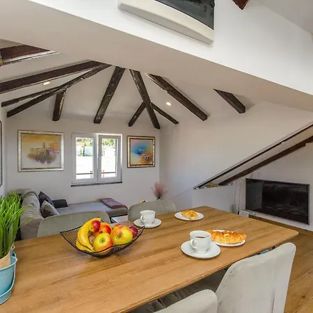 Jacuzzi Sky * 斯普利特