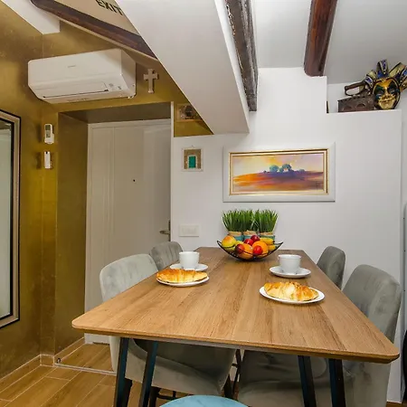 公寓 Jacuzzi Sky *