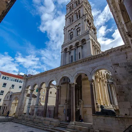 公寓 Jacuzzi Sky *