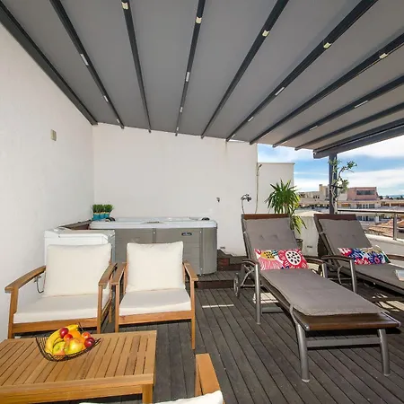 아파트 Jacuzzi Sky 스플리트